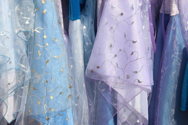 What color heels to wear with a white floral dress?