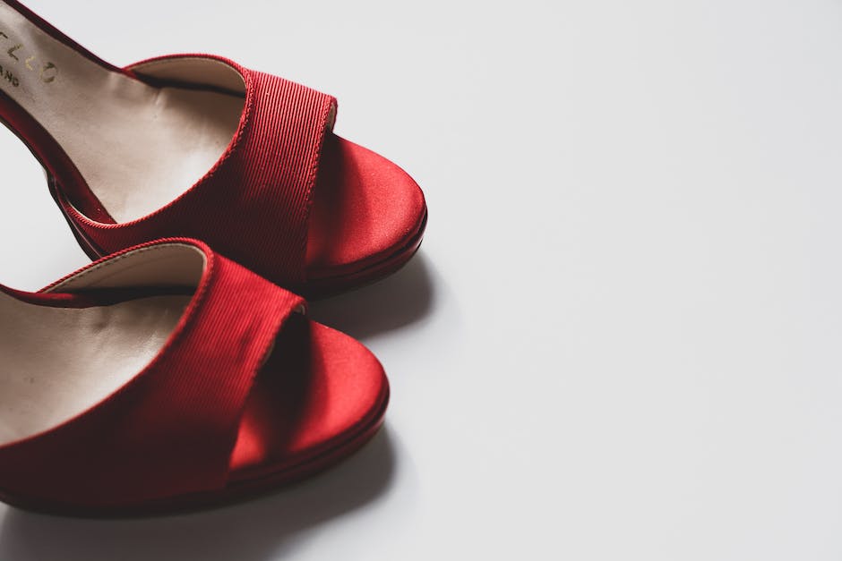 why do my feet burn when i wear high heels_1